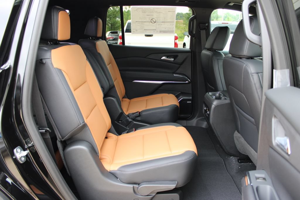 New 2027 Chevrolet Traverse Z71 w/ Enhanced Driving Package AWD/4WD image 49