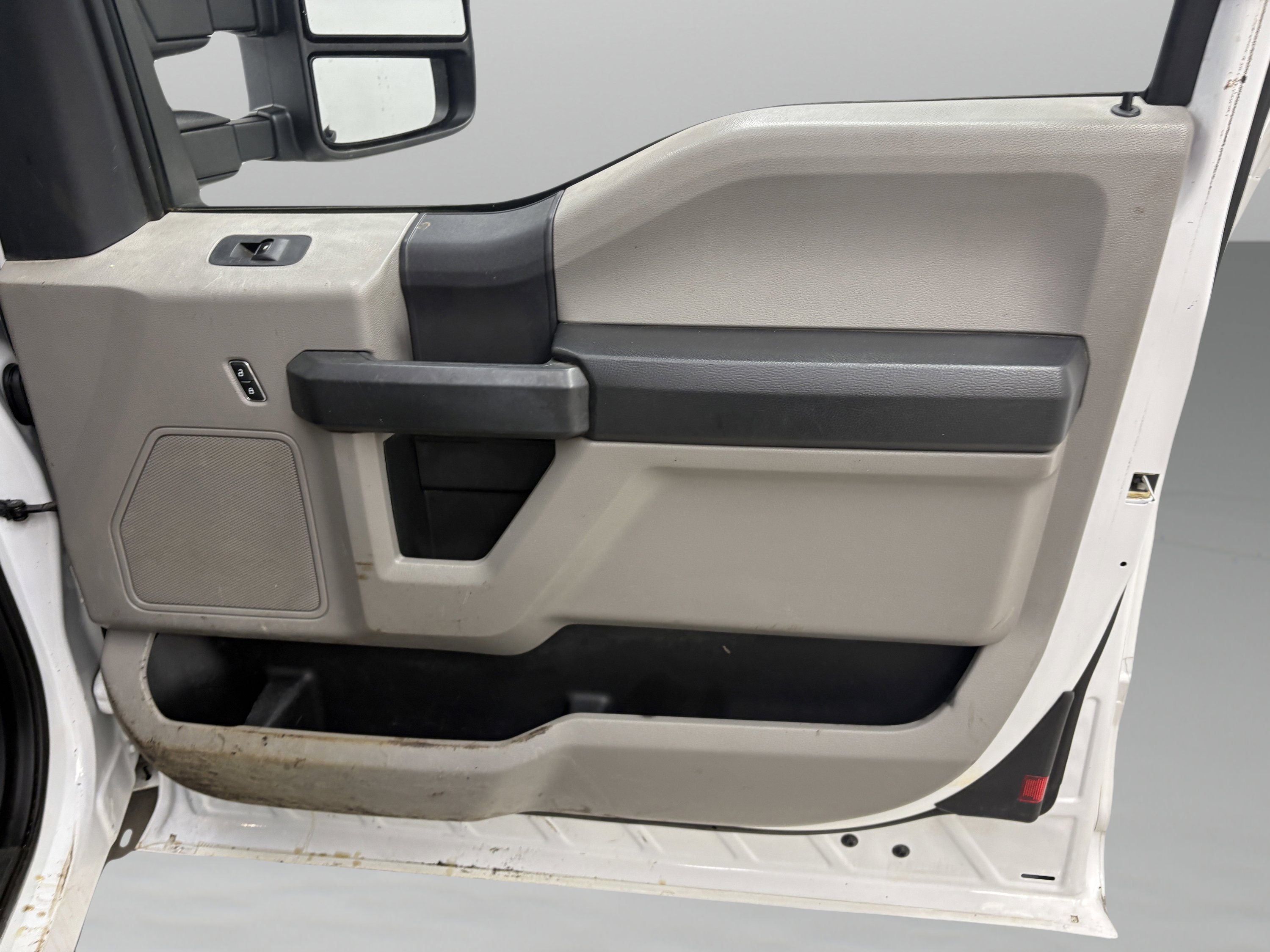 Used 2019 Ford F350 XL w/ Power Equipment Group RWD image 27