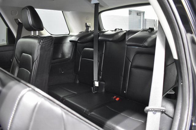 Used 2022 Nissan Pathfinder SL w/ Lighting Package (N92) image 33