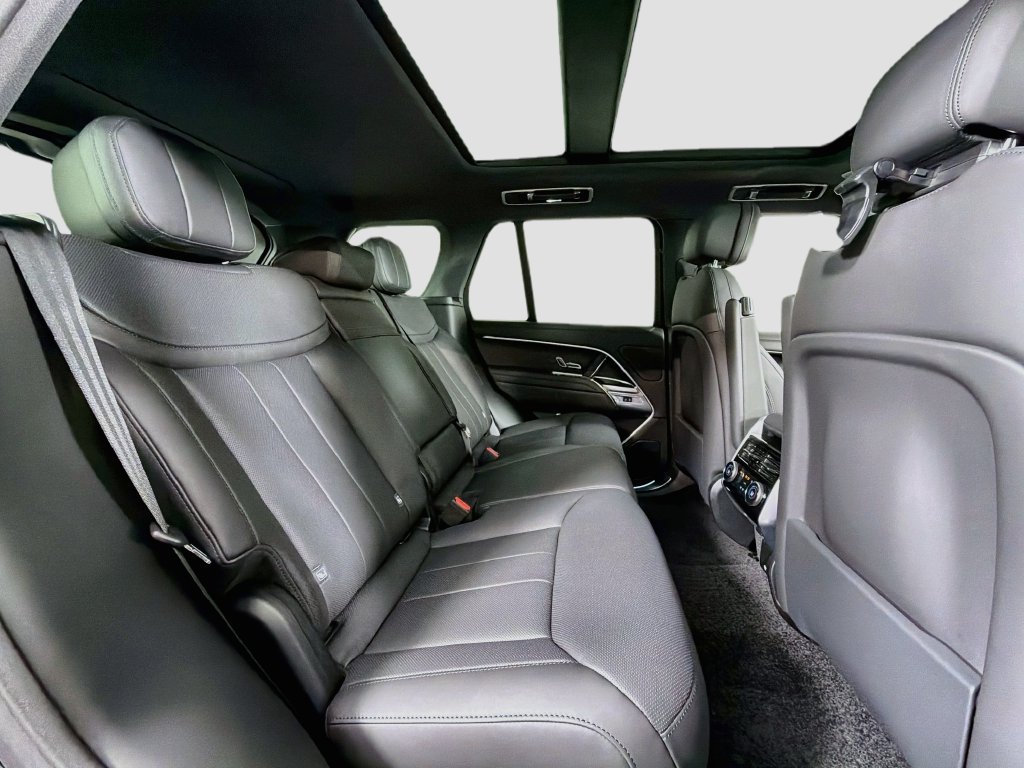 New 2027 Land Rover Range Rover SE AWD/4WD image 29