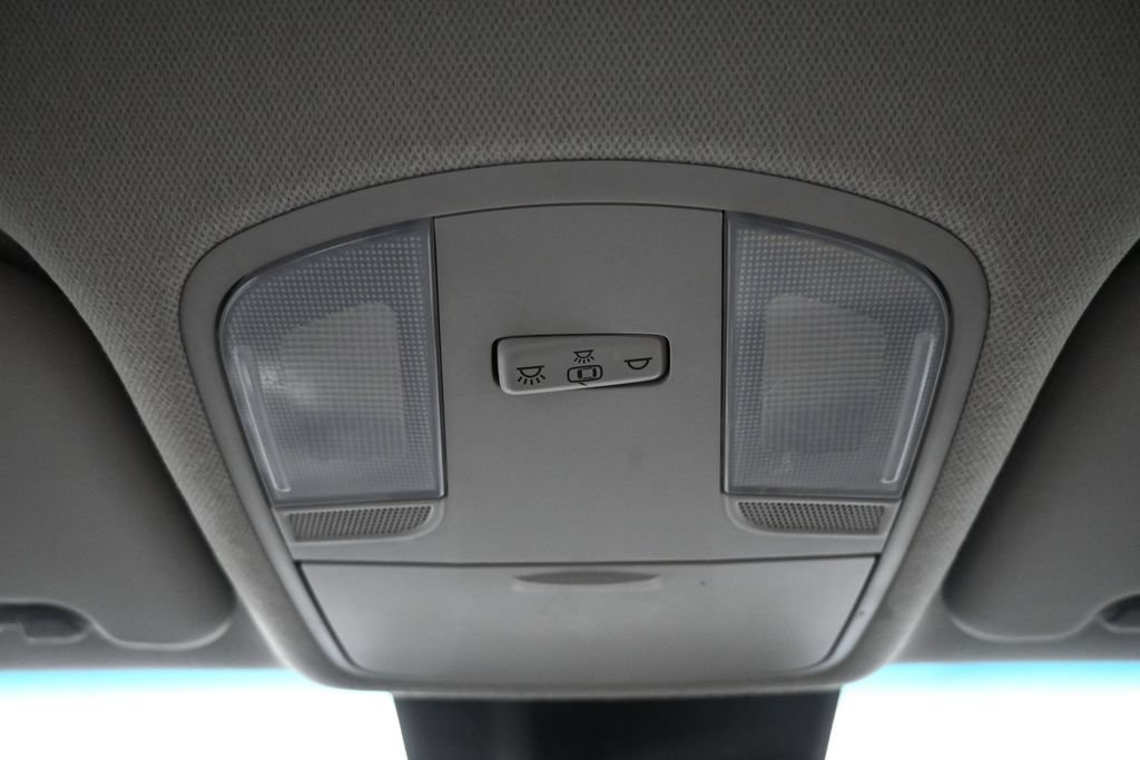Used 2019 Hyundai Kona SE AWD/4WD image 17