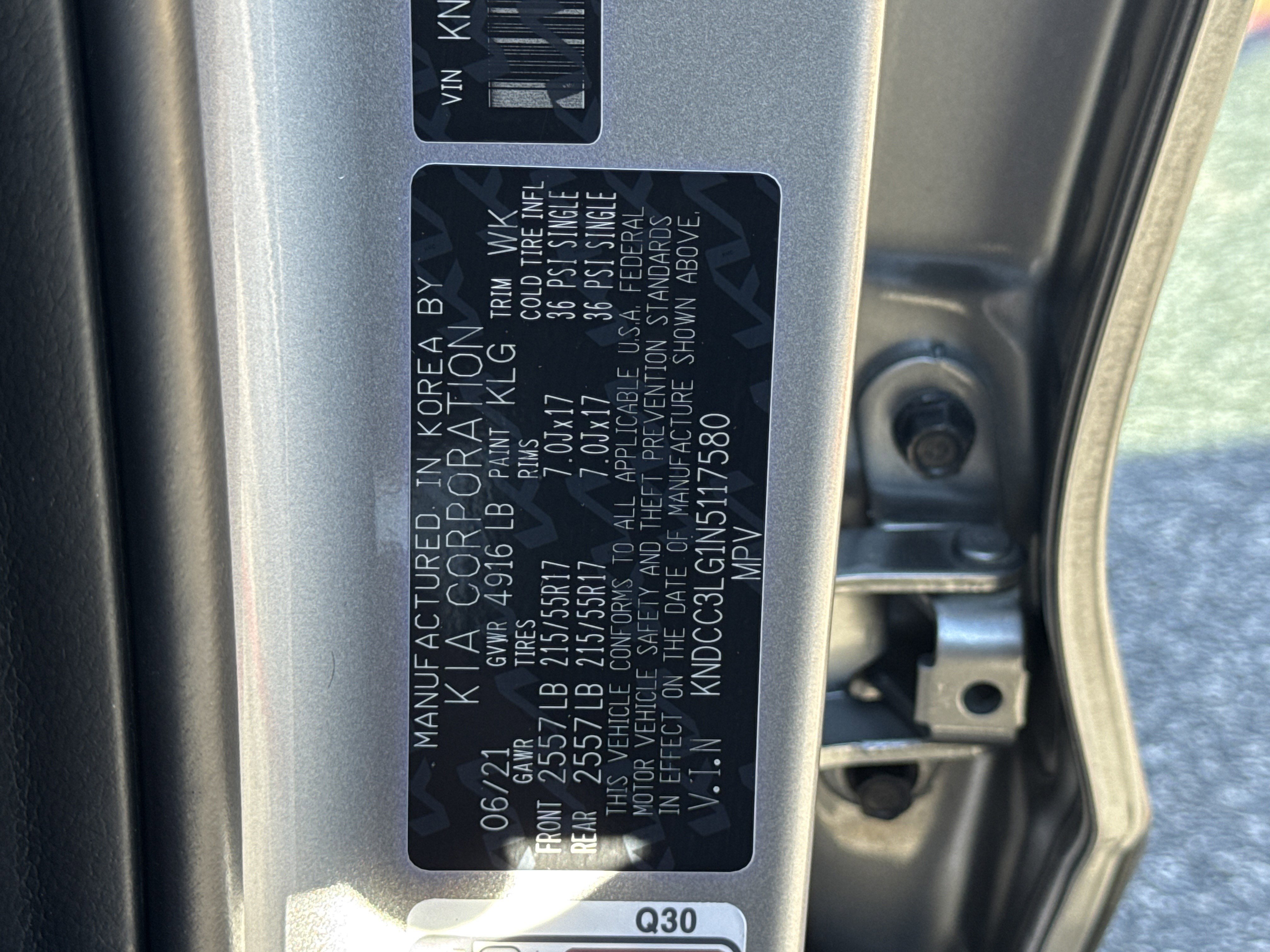 Used 2022 Kia Niro EX image 35