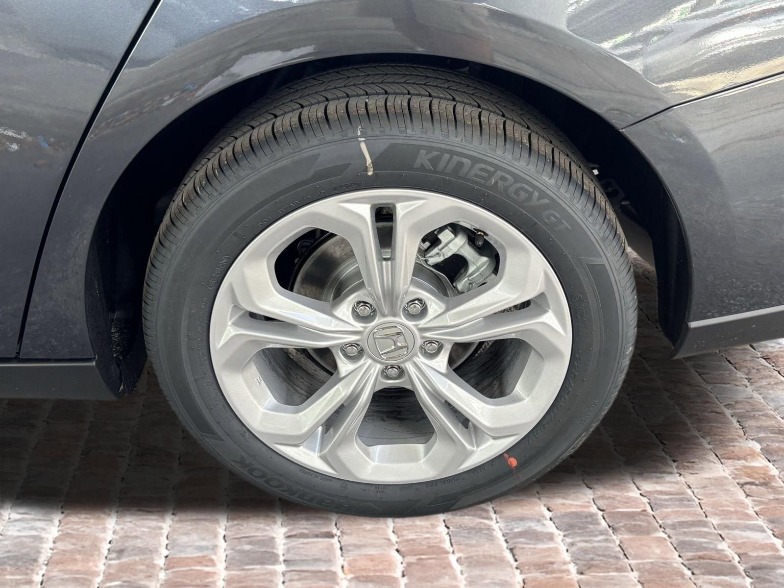 New 2026 Honda Accord LX image 37