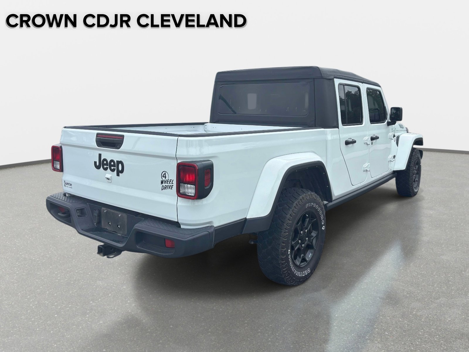 Used 2023 Jeep Gladiator Sport AWD/4WD image 5
