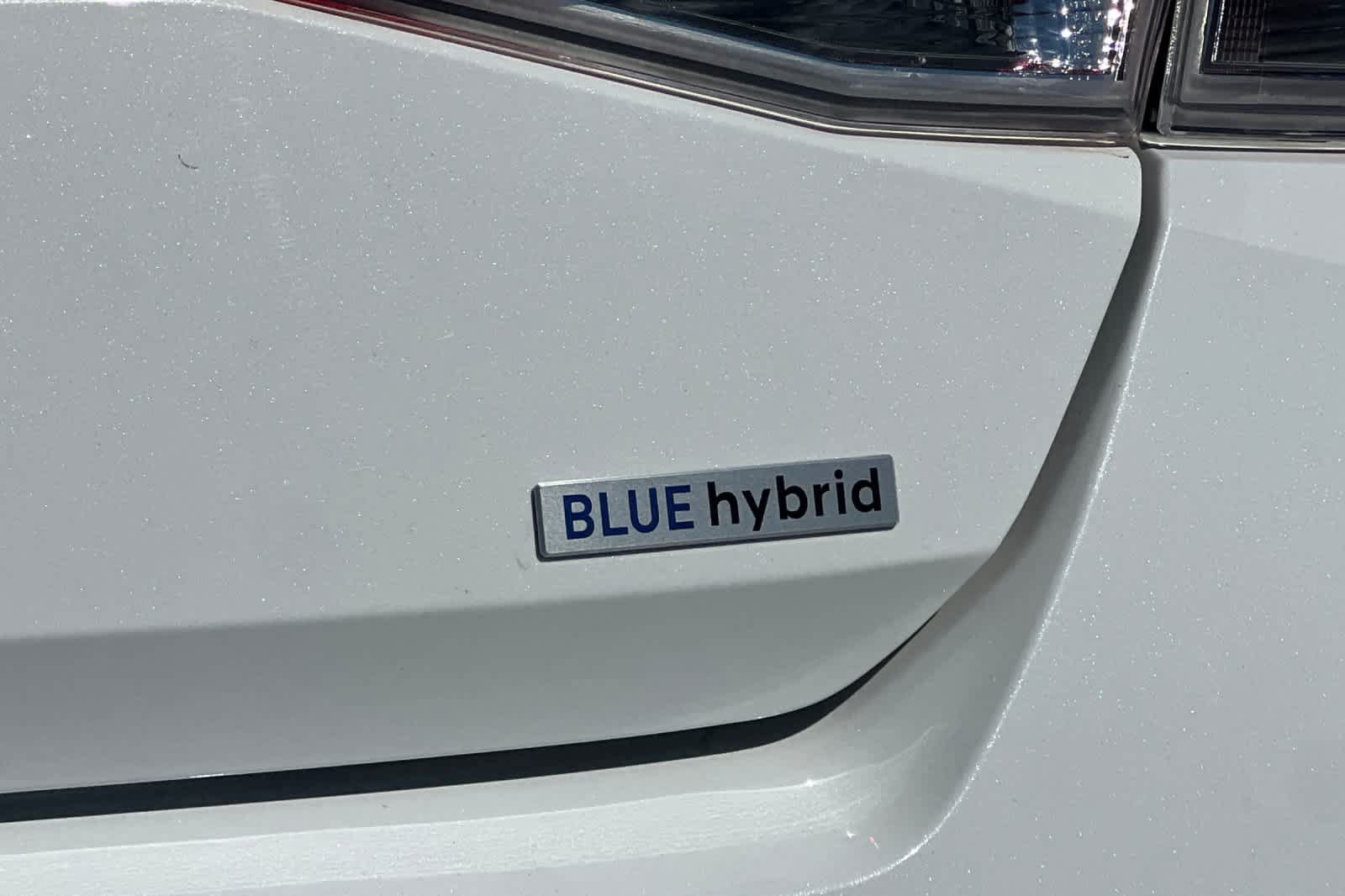 Used 2026 Hyundai Elantra Hybrid FWD image 30