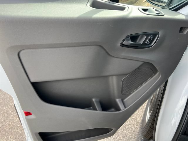 New 2026 Ford Transit 250 148 Medium Roof RWD image 11