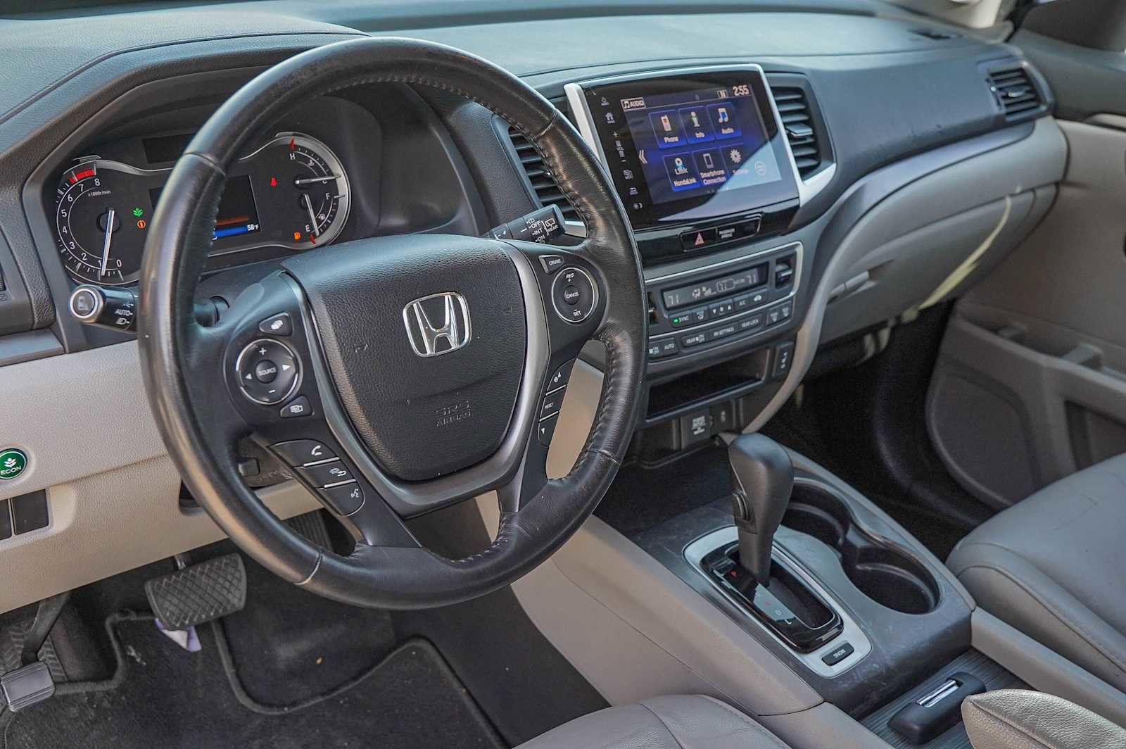 Used 2017 Honda Pilot EX-L image 9