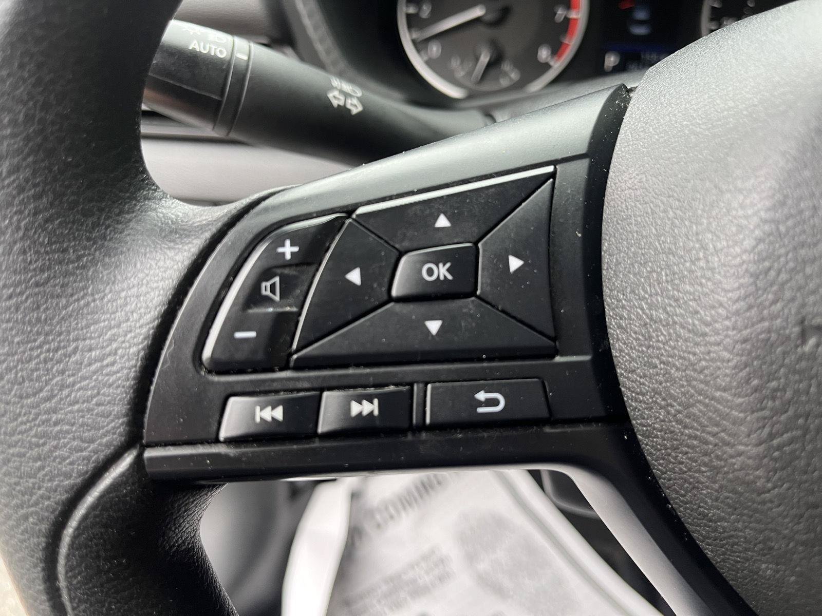Used 2024 Nissan Sentra S FWD image 31