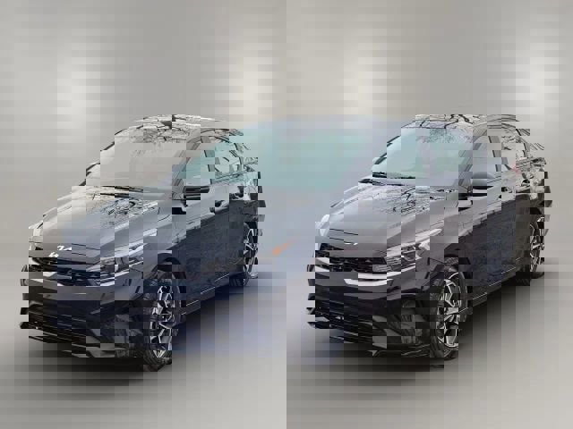 Used 2023 Kia Forte LXS w/ LXS Technology Package image 1