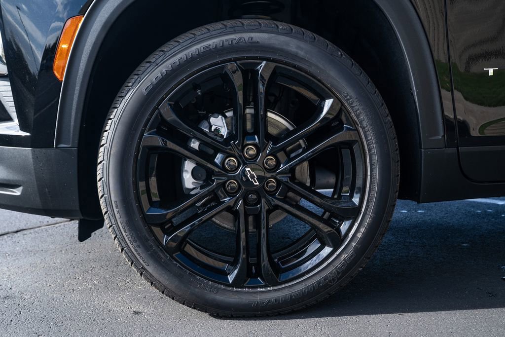 New 2026 Chevrolet Traverse LT image 8