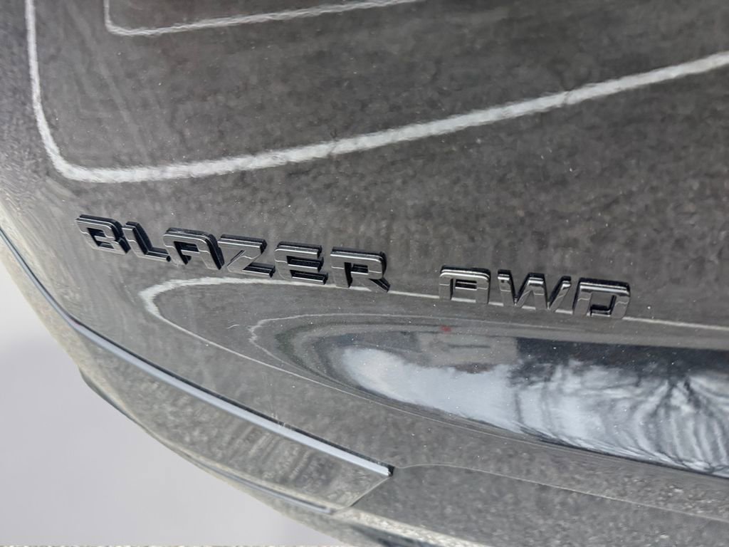 New 2025 Chevrolet Blazer RS w/ Driver Confidence II Package image 17