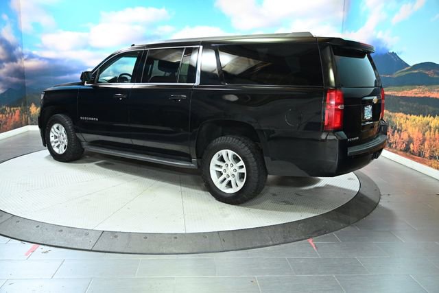 Used 2018 Chevrolet Suburban LT image 5