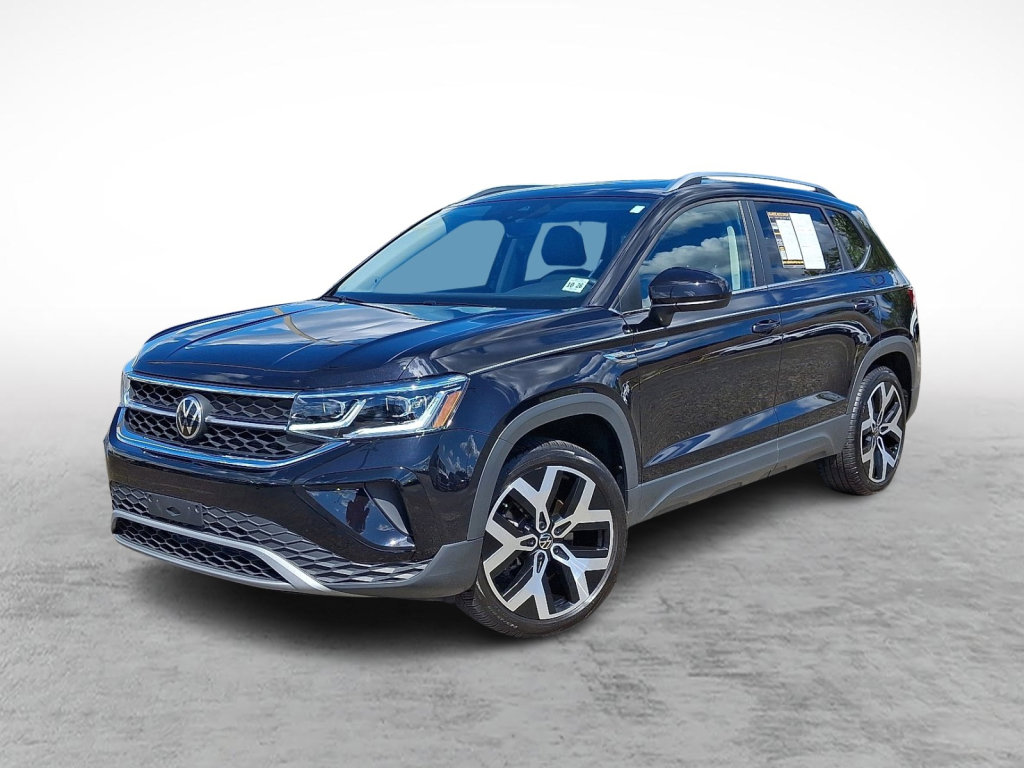 Used 2022 Volkswagen Taos SEL image 1