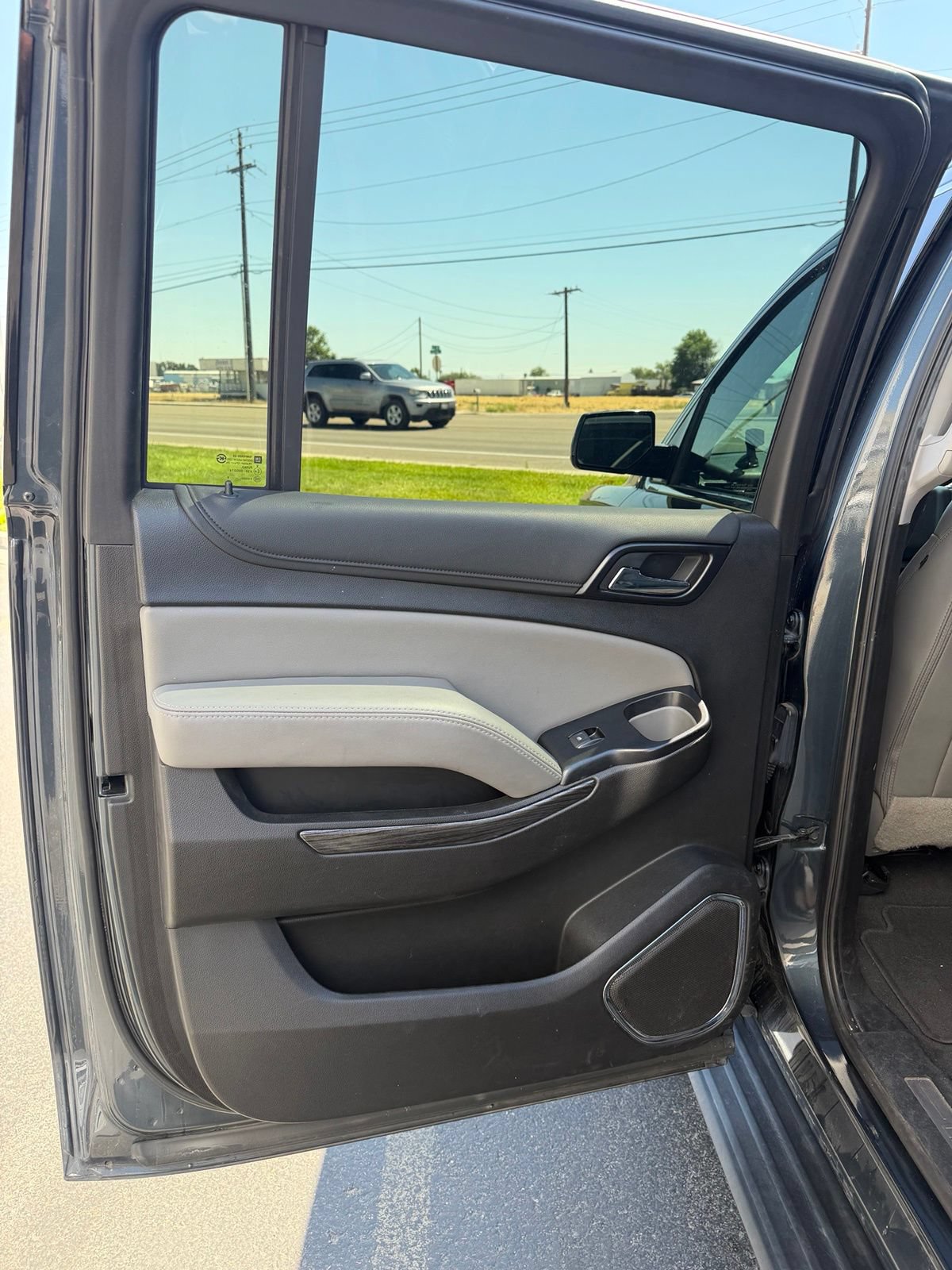 Used 2019 Chevrolet Suburban LT AWD/4WD image 22