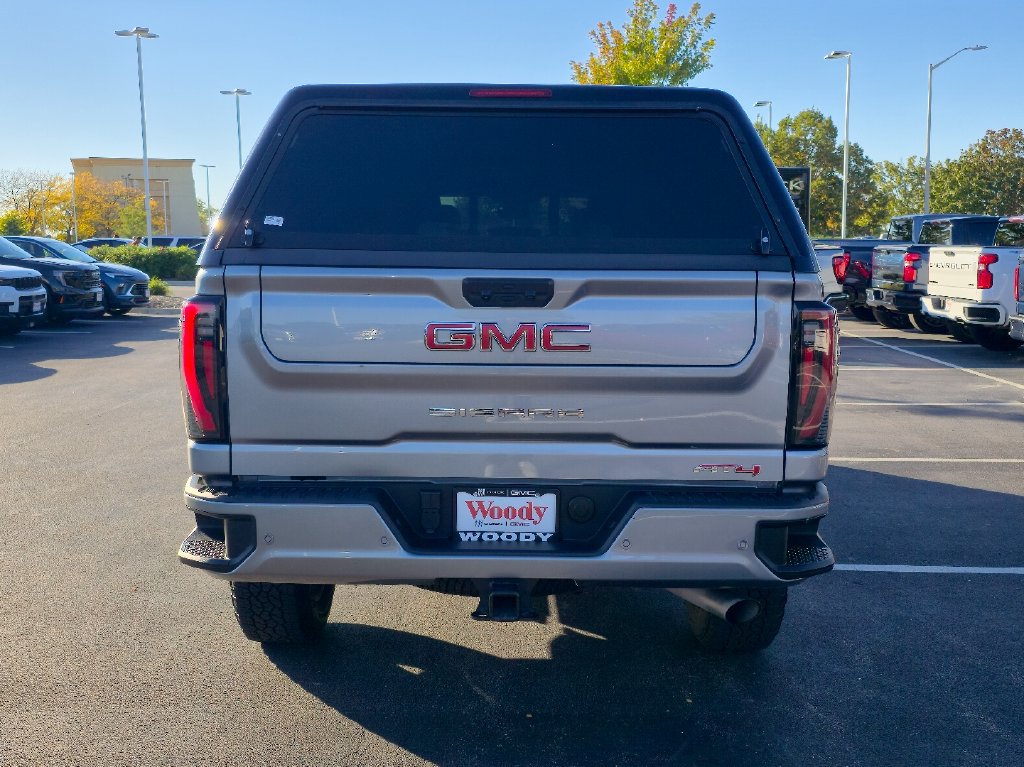 Certified 2026 GMC Sierra 2500 AT4 w/ AT4 Premium Plus Package AWD/4WD image 9