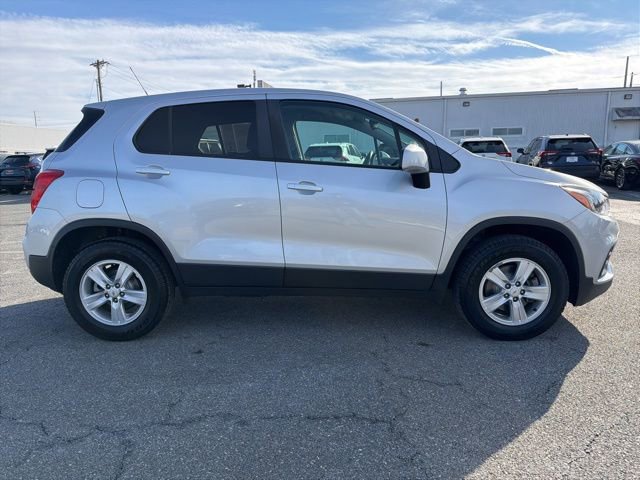 Used 2020 Chevrolet Trax LS w/ Tint and Cruise Package image 10