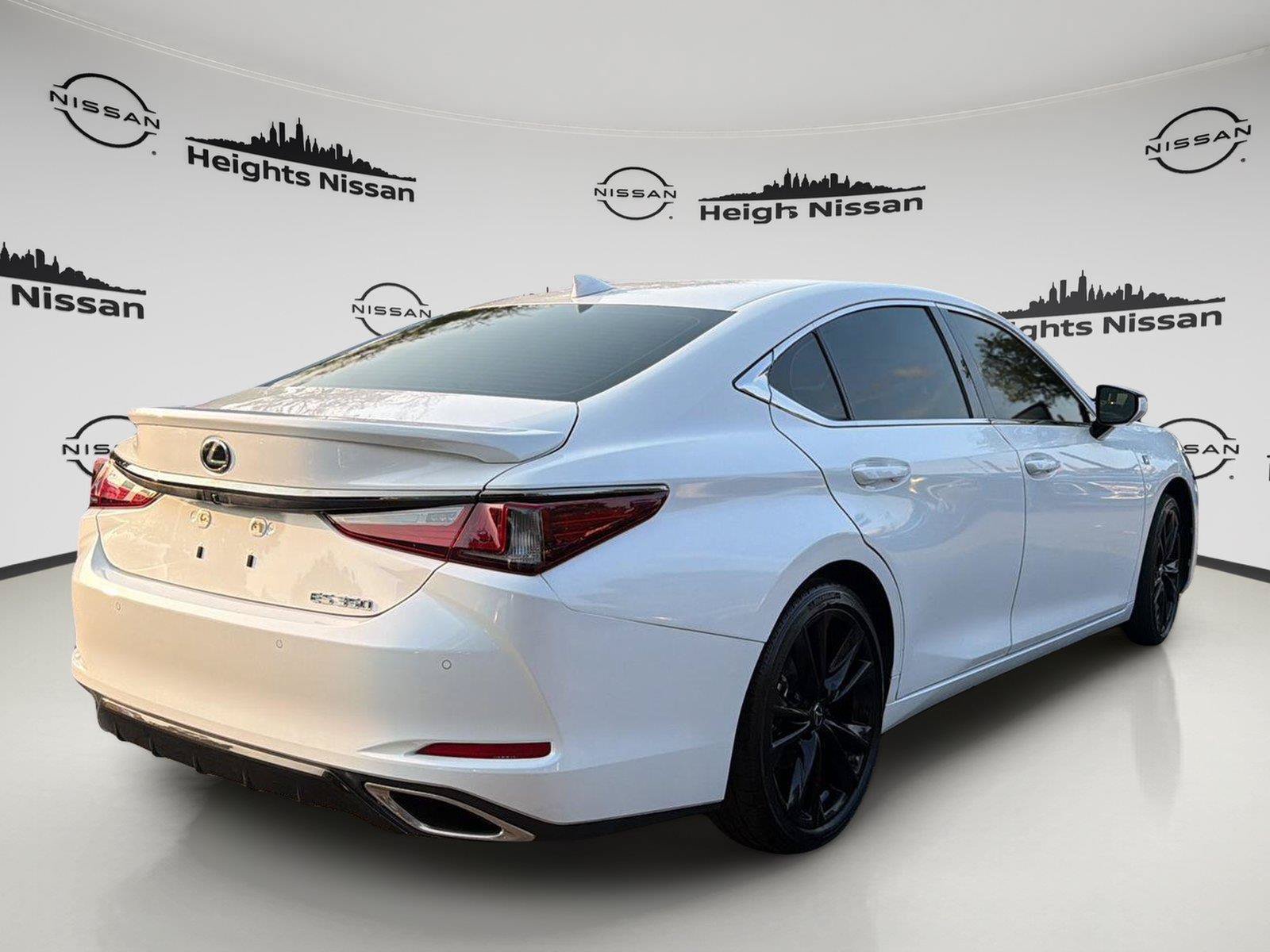 Used 2024 Lexus ES 350 F Sport w/ Accessory Package (Z2) FWD image 5