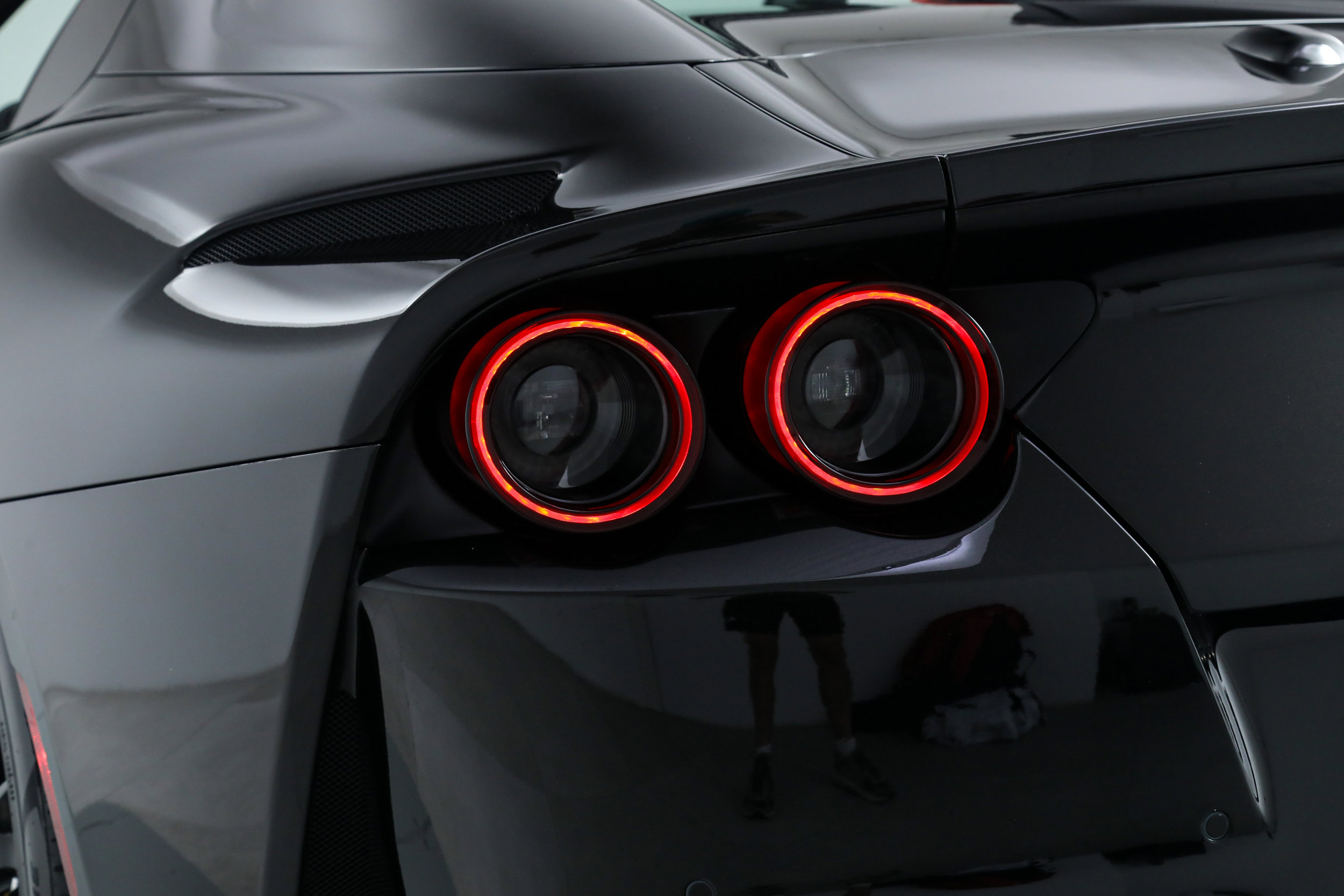 Certified 2023 Ferrari 812 GTS image 18