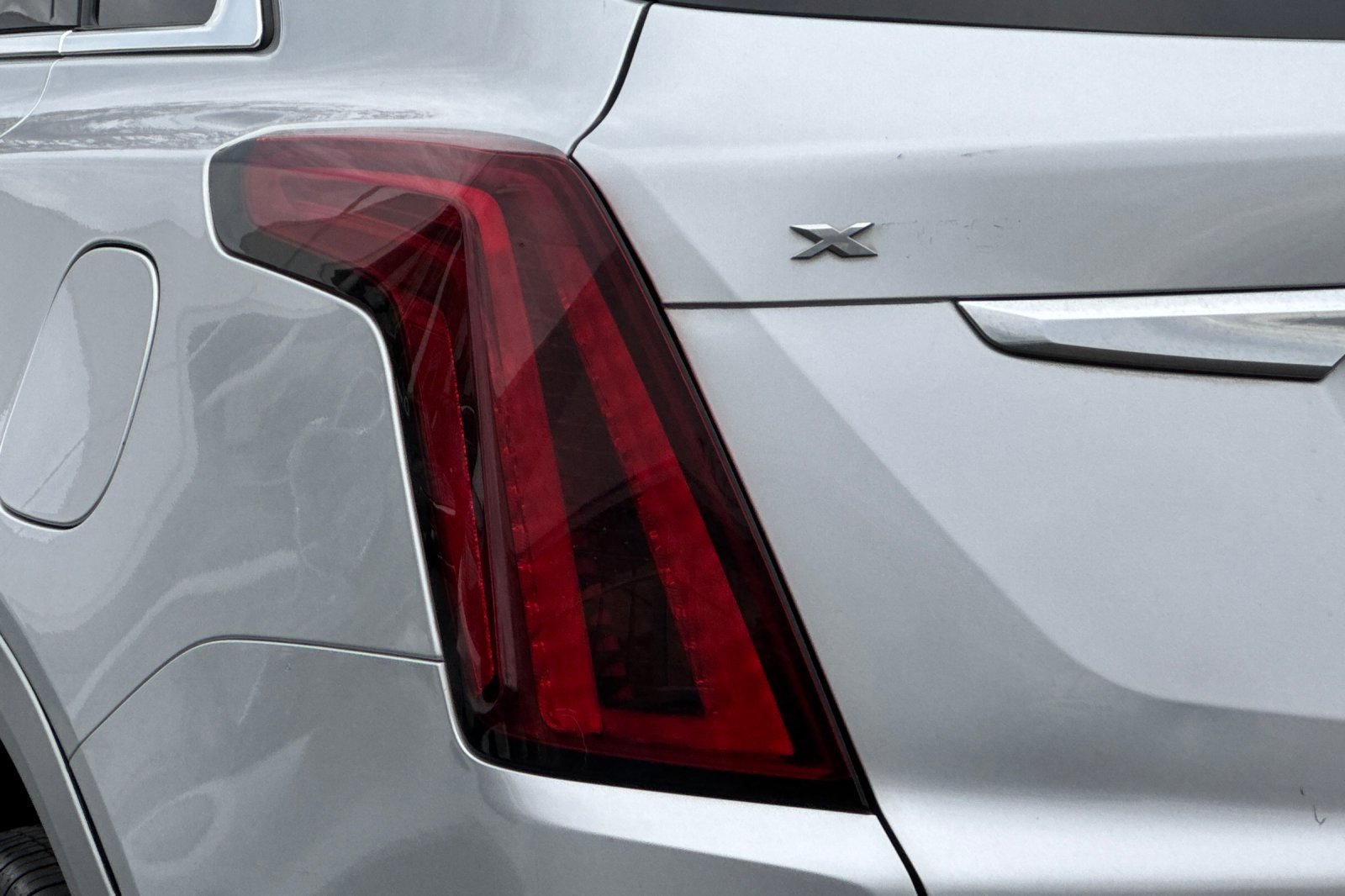 Used 2020 Cadillac XT5 Premium Luxury image 44