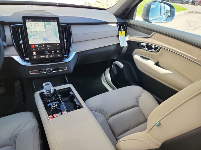 New 2026 Volvo XC90 B6 Core w/ Protection Package image 12