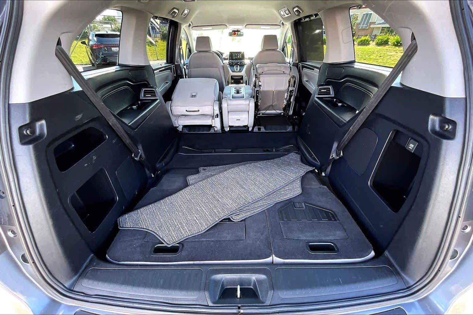 Used 2024 Honda Odyssey EX image 32