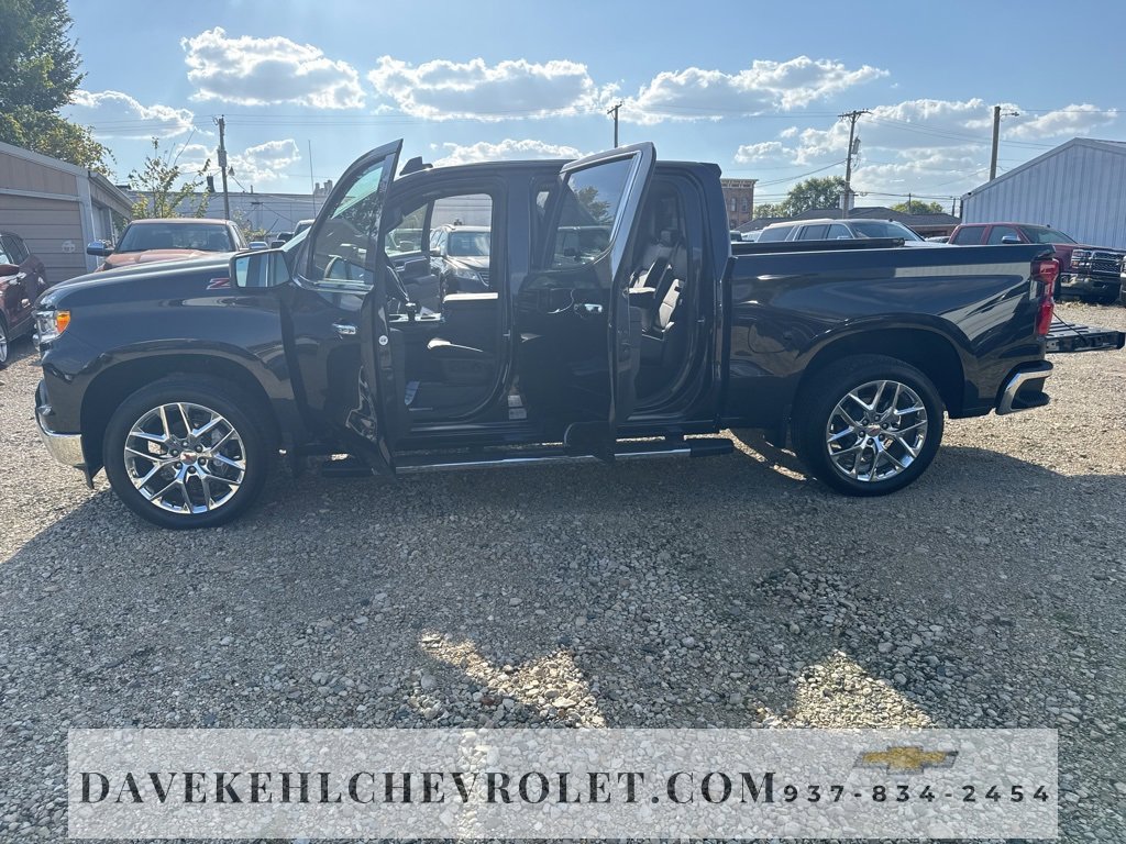 Used 2023 Chevrolet Silverado 1500 LTZ w/ LTZ Premium Package image 33