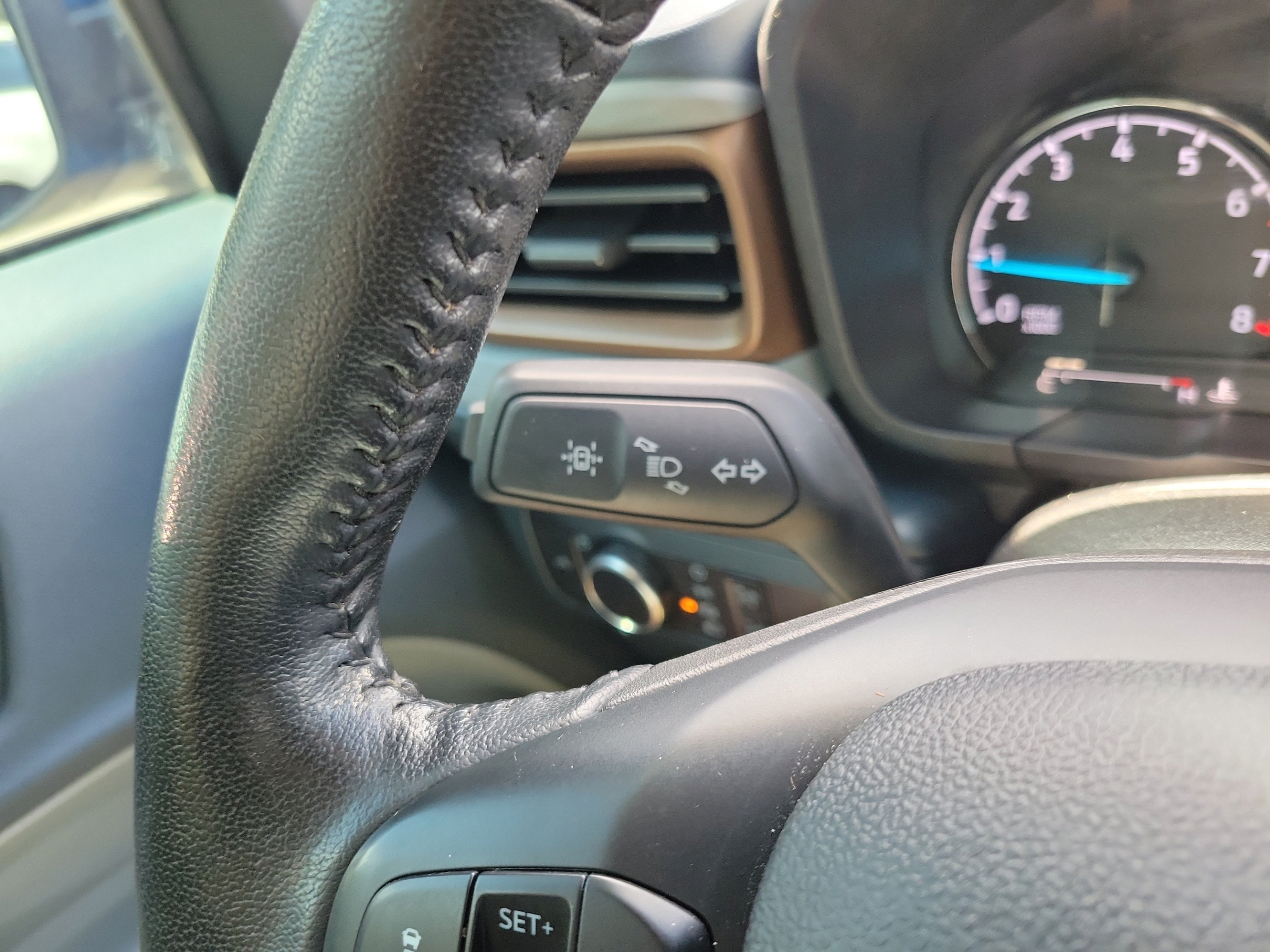 Used 2022 Ford Maverick Lariat w/ Lariat Luxury Package FWD image 24