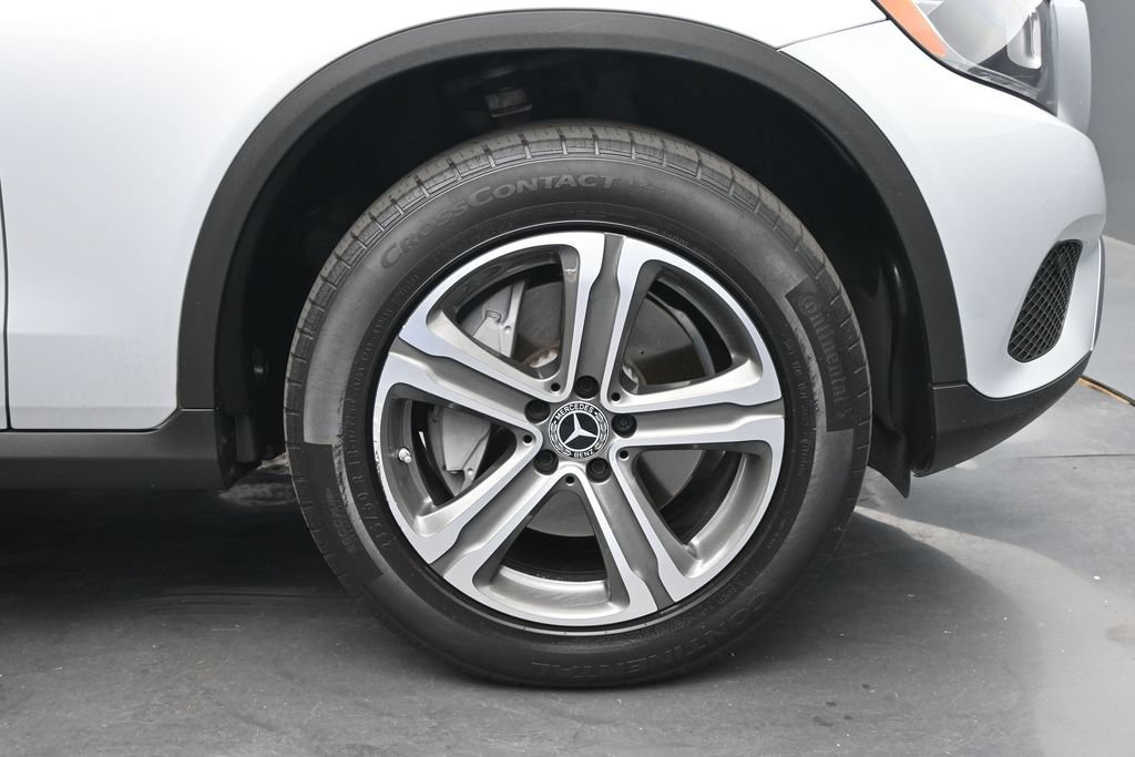 Used 2017 Mercedes-Benz GLC 300 4MATIC image 24