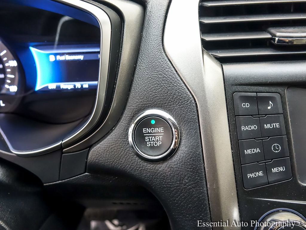 Used 2018 Ford Fusion S image 15