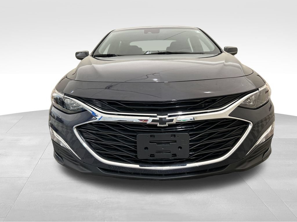 Used 2025 Chevrolet Malibu RS FWD image 9