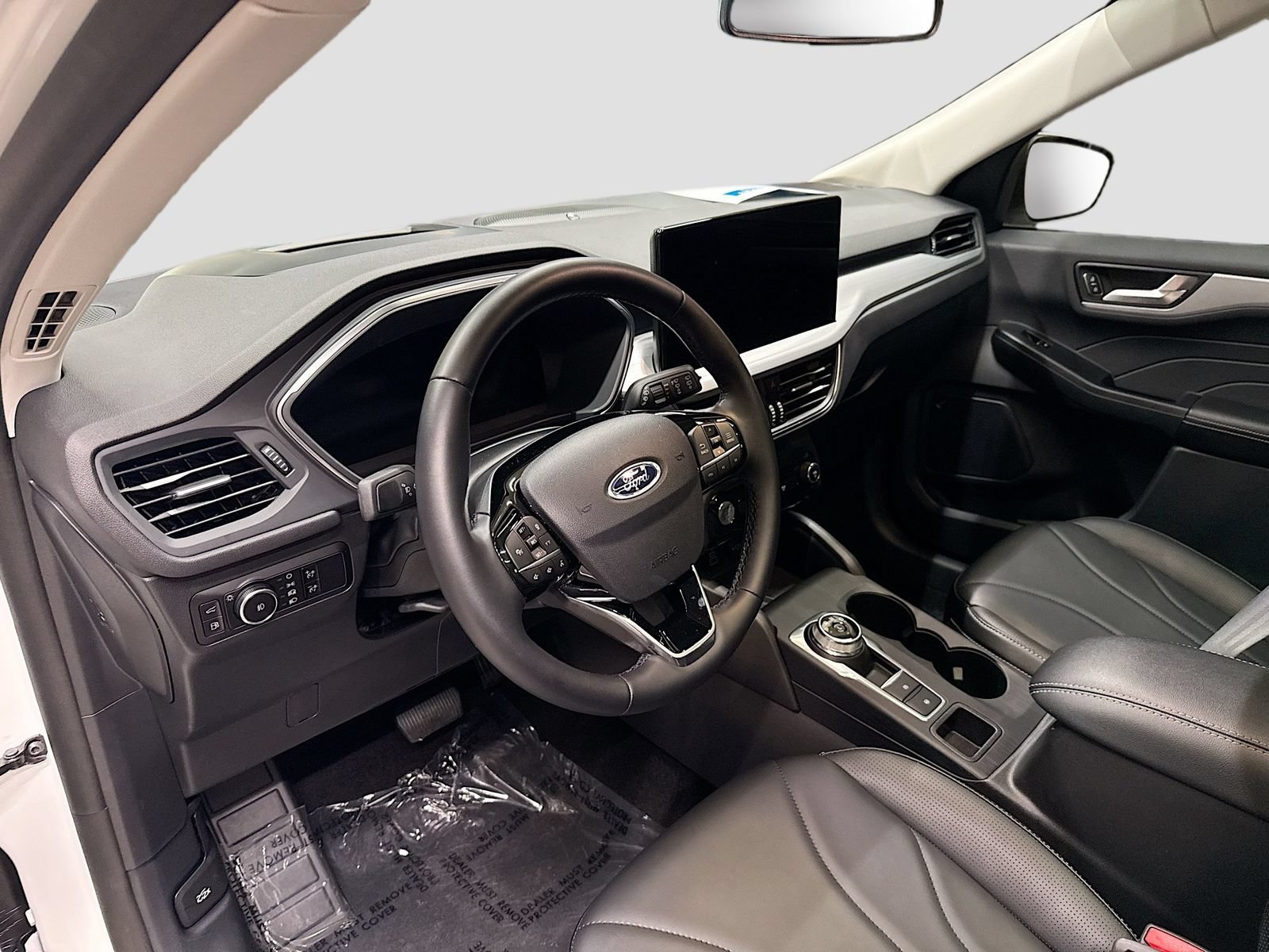 Used 2025 Ford Escape Platinum w/ Premium Technology Package AWD/4WD image 11