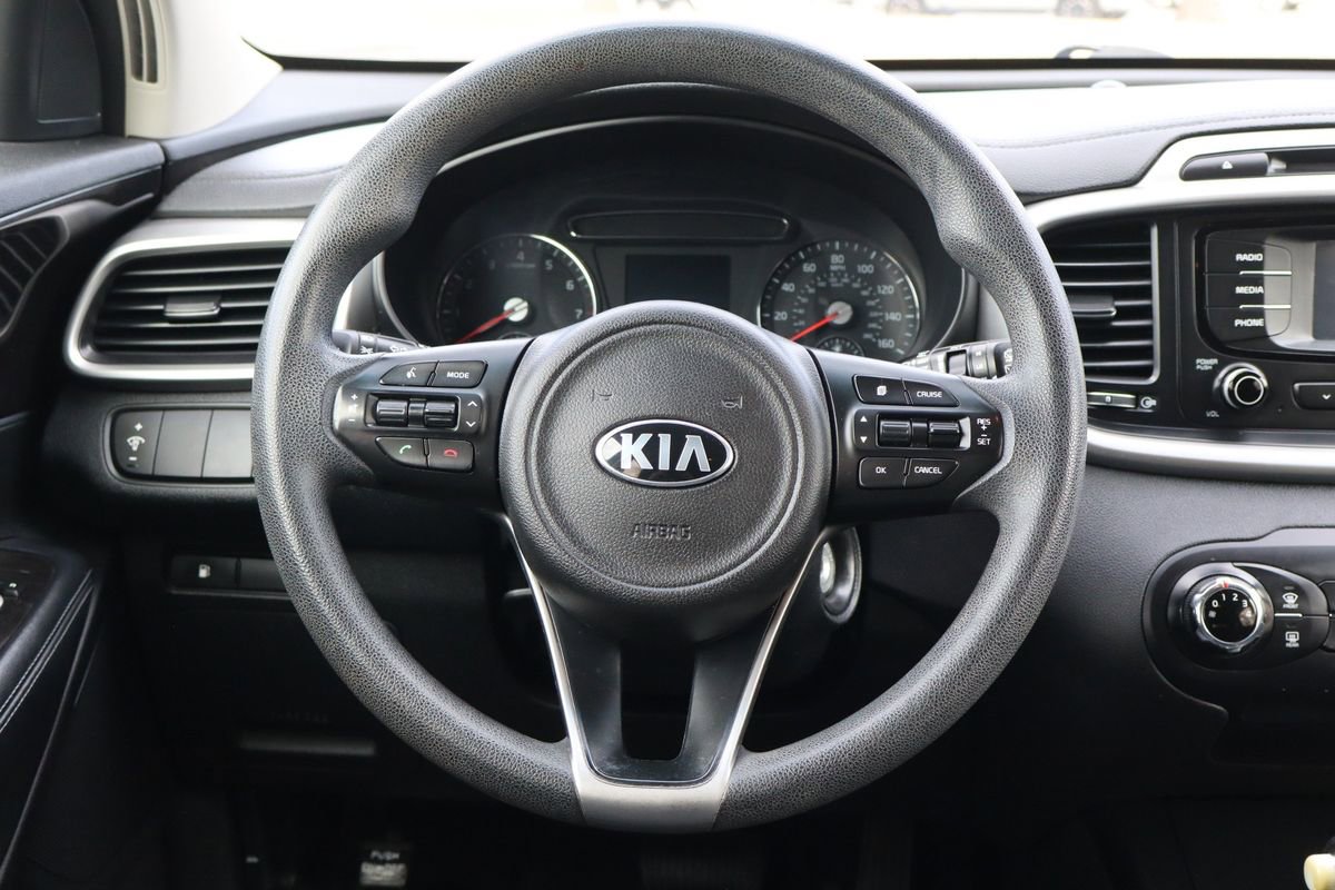 Used 2017 Kia Sorento AWD image 18