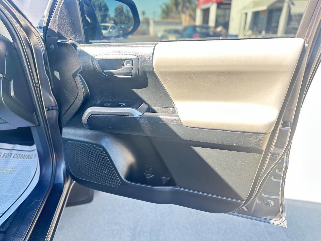 Used 2021 Toyota Tacoma SR5 w/ Blackout Package (TMS) image 28