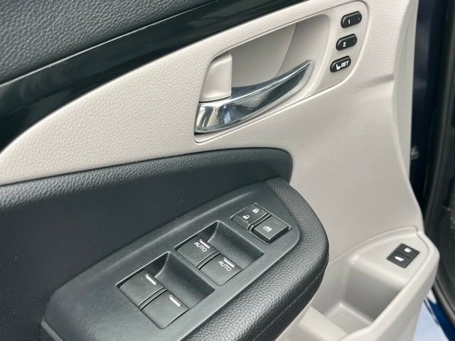 Used 2022 Honda Pilot Touring image 10