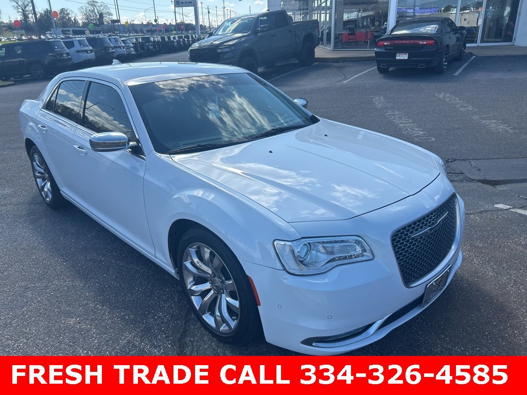 Used 2021 Chrysler 300 Touring L image 10