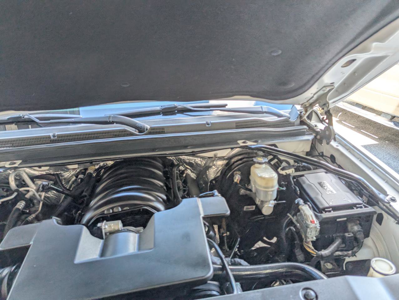 Used 2018 Chevrolet Suburban LT image 24