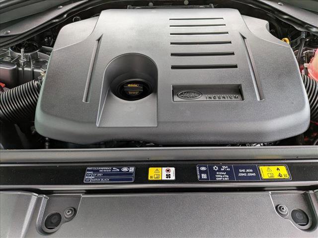 New 2026 Land Rover Range Rover SE image 16