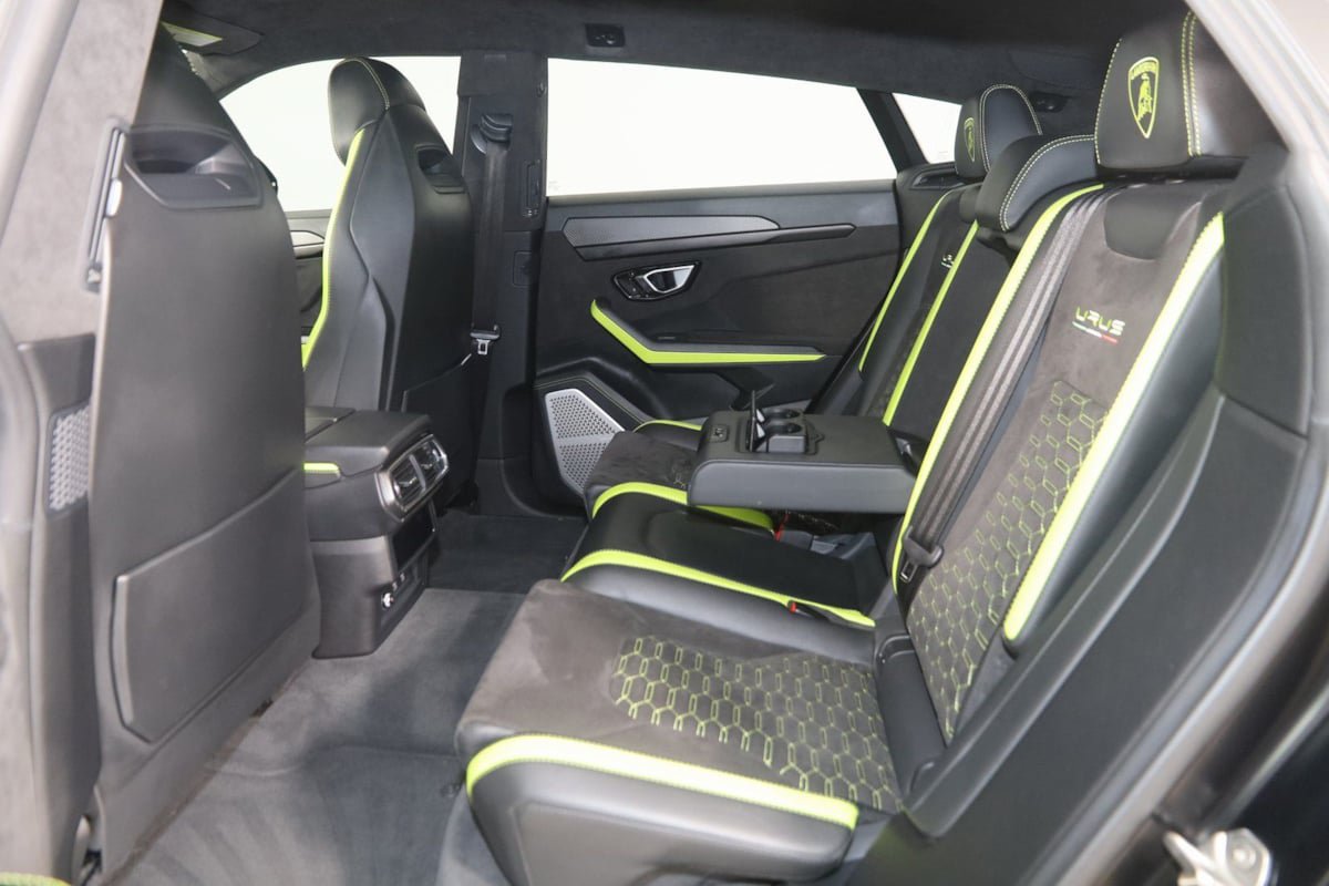 Used 2022 Lamborghini Urus AWD/4WD image 83