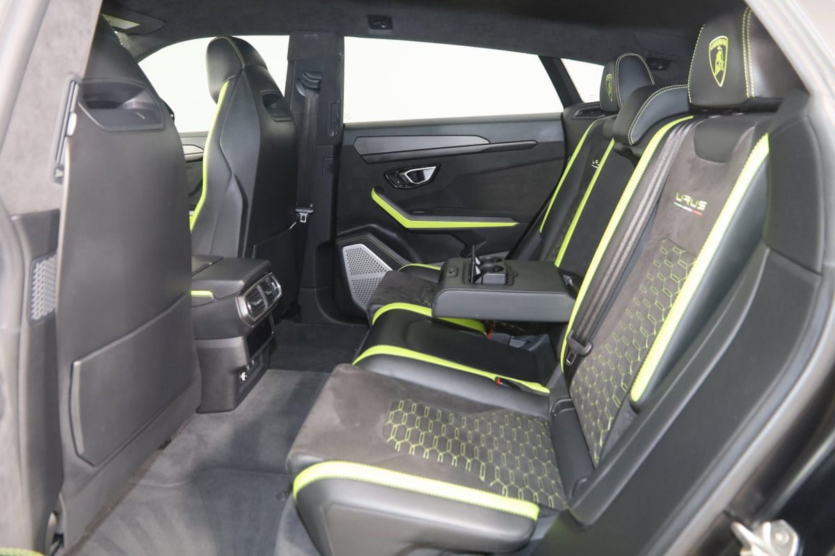 Used 2022 Lamborghini Urus AWD/4WD image 83
