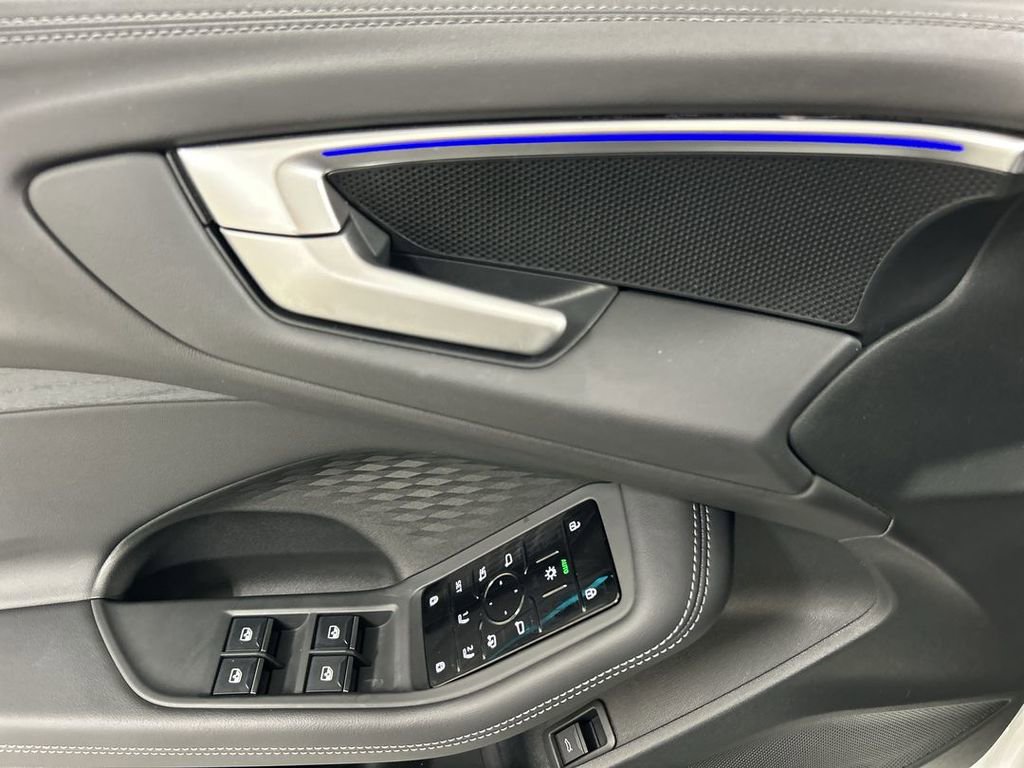 Used 2025 Audi A5 2.0T Premium w/ Convenience Package image 11