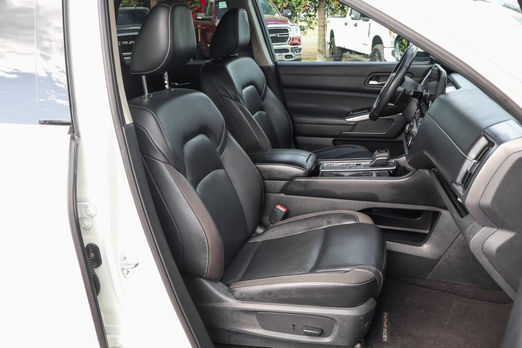 Used 2022 Nissan Pathfinder SL w/ SL Premium Package image 44