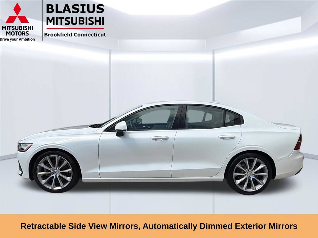 Used 2019 Volvo S60 T5 Momentum w/ Multimedia Package FWD image 13
