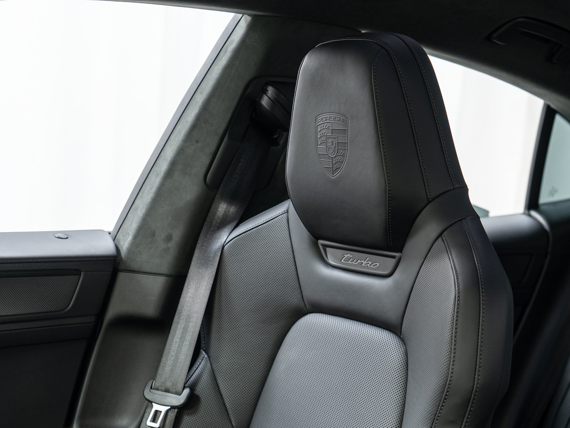 New 2026 Porsche Cayenne Turbo AWD/4WD image 25
