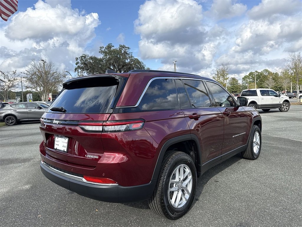 New 2025 Jeep Grand Cherokee Laredo X w/ Luxury Tech Group I image 3