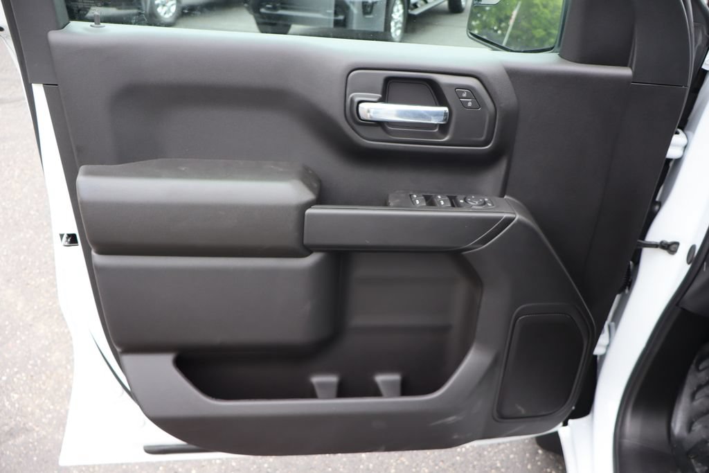 New 2026 Chevrolet Silverado 1500 W/T w/ WT Value Package AWD/4WD image 4