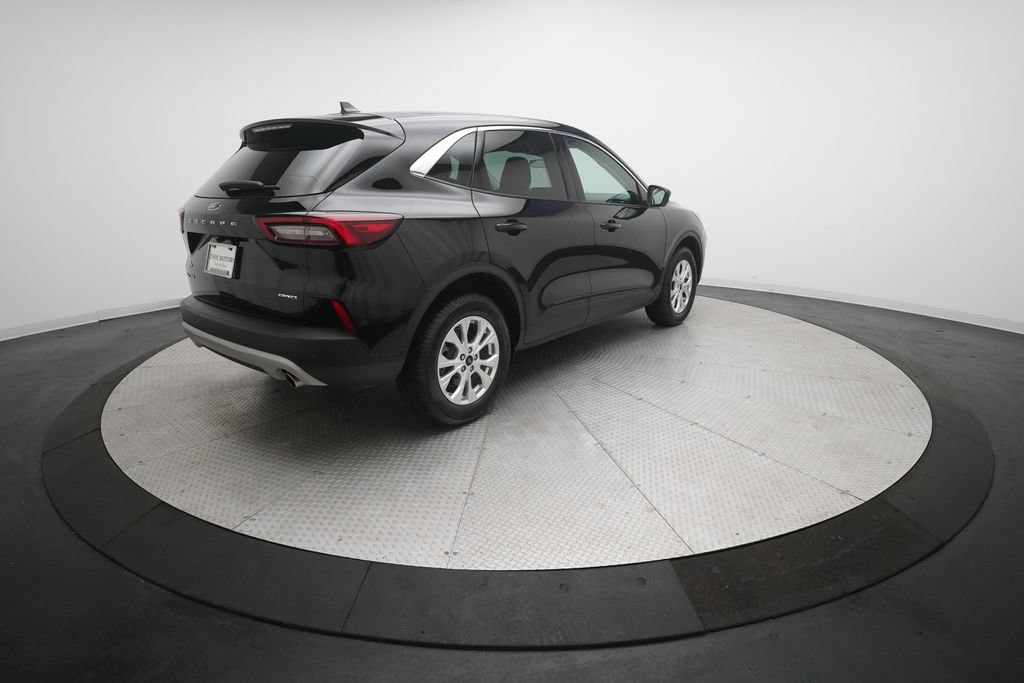 Used 2023 Ford Escape Active w/ Tech Pack #2 AWD/4WD image 35