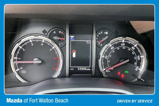 Used 2024 Toyota 4Runner Limited AWD/4WD image 12