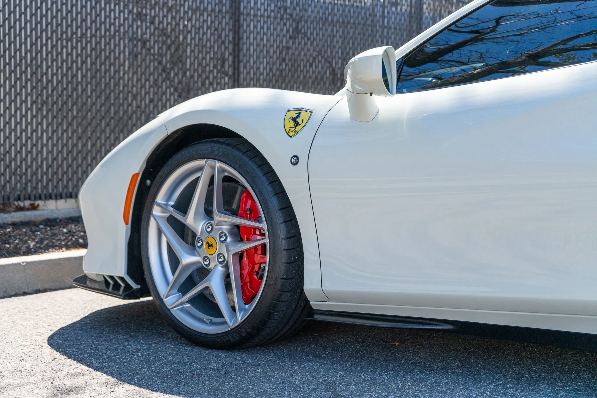 Used 2021 Ferrari F8 Tributo image 18