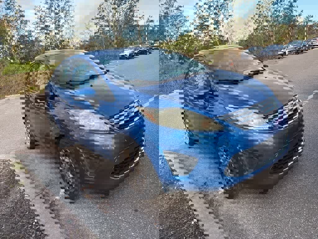 Used 2011 Ford Fiesta SE w/ 201A Rapid Spec Order Code image 4