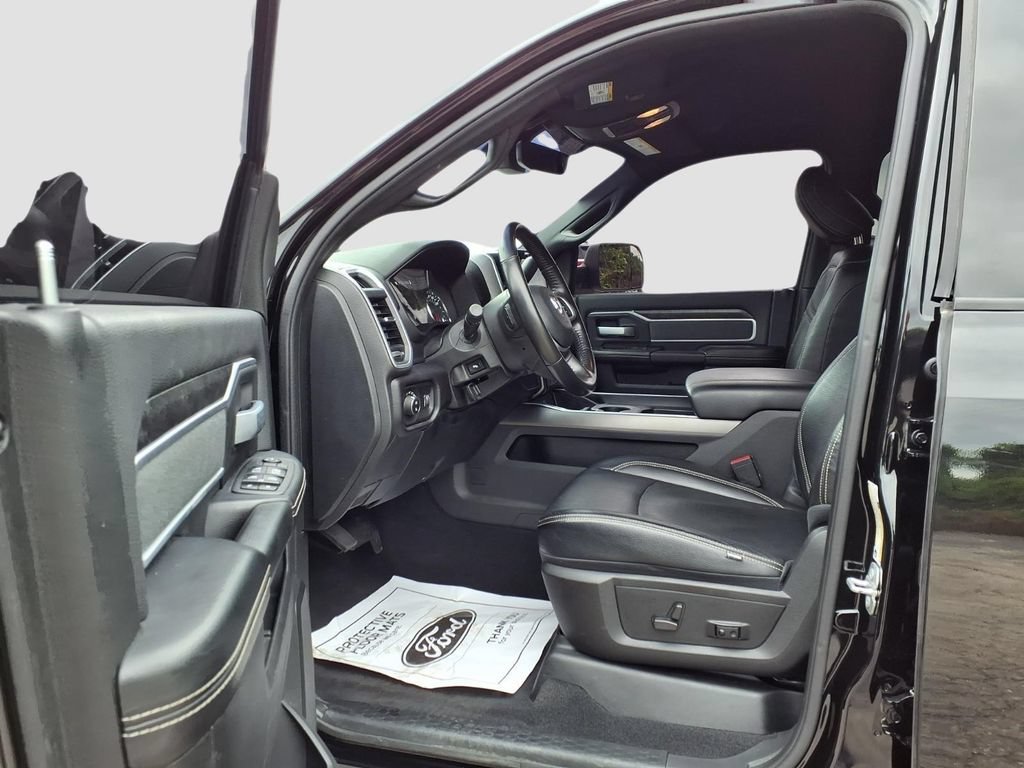 Used 2022 RAM 2500 Big Horn w/ Level C Equiment Group AWD/4WD image 29